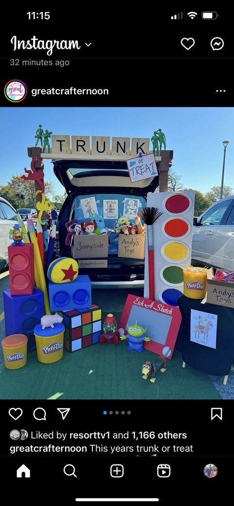 Toy Story Theme Halloween Costumes, Trunk Or Treat Family Ideas, Trunk Or Treat Ideas 2024, Trick Or Treat Booth Ideas, Trunk Or Treat Toy Story, Truck Trunk Or Treat Ideas, Toy Story Trunk Or Treat Ideas, Trunk Or Treat Ideas For Van, Trunk Or Treat Themes