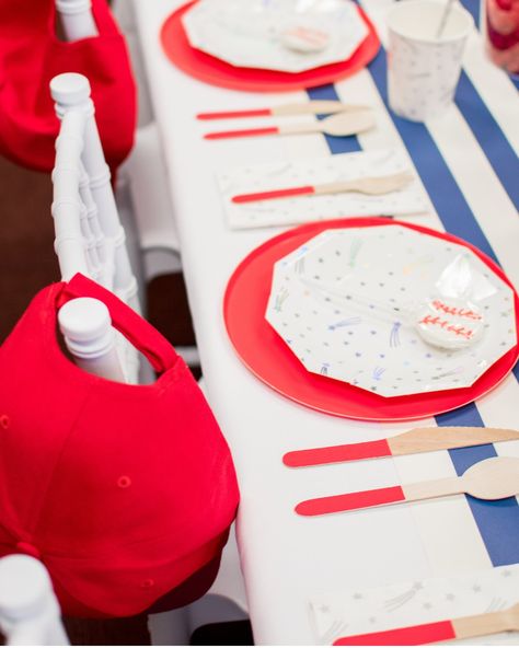 Hosting a Baseball Party: Simple Tips for a Home Run Celebration - party-pickup.com Classy Baseball Party, Baseball Birthday Party Games, Backyard Baseball, Soda Bar, Big League Chew, Wiffle Ball, Milestone Birthday Party, Sundae Bar, Baseball Helmet