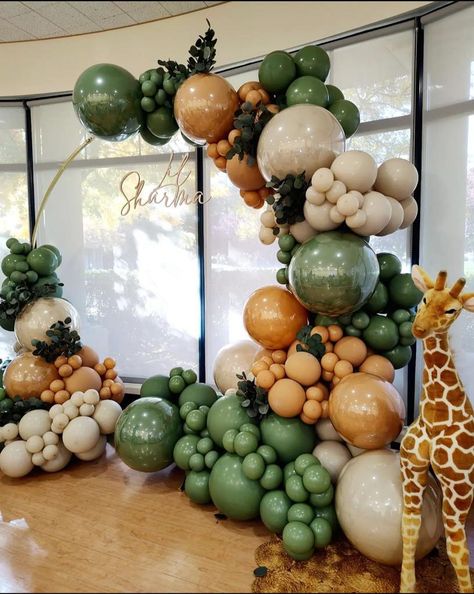 Jungle Party Table Decor, Wild One Balloon Decor, Trending Party Decor, Safari Birthday Balloons, Jungle Theme Birthday Party Decorations, Safari Birthday Party Decorations, Safari Baby Shower Boy, Safari Balloon, Jungle Theme Birthday Party