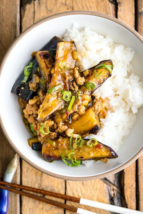 Slightly spicy, big on flavor, and super quick to make, this Mapo Eggplant (Mabo Nasu) is an adaptation of Chinese food that's very popular in Japan. Served over hot steamed rice, this hearty and savory dish is a satisfying weeknight meal. #mapoeggplant #eggplant | Easy Japanese Recipes at JustOneCookbook.com Mapo Eggplant, Eggplant With Garlic Sauce, Spicy Eggplant, Just One Cookbook, Easy Japanese Recipes, Eggplant Dishes, Eggplant Recipes, Japanese Recipes, Steamed Rice