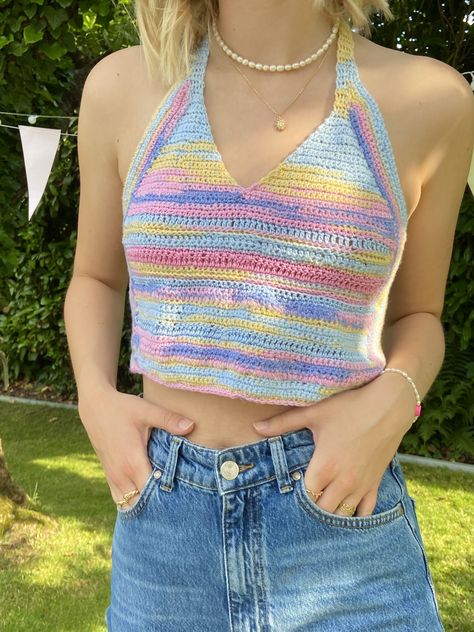 Pastel Crochet Top, Pastel Crochet, Crochet Colorful, Crochet Tops Free Patterns, Boracay, Crochet Tank, Fame Dr, Summer Essential, Crochet Top Pattern