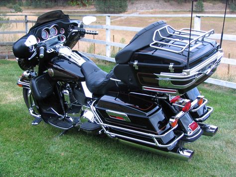 Ultra Classic Harley Davidson, Honda Motorcycles Goldwing, Harley Davidson Motorcycles Street Glide, Harley Ultra Classic, Harley Davidson Glide, Moto Harley Davidson, Harley Davidson Ultra Classic, Harley Bagger, Custom Motorcycles Harley