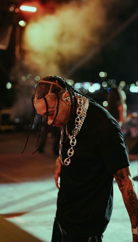 Tyga Wallpaper Tyga Style, Tyga Rapper, Hair Like Wool, Rapper Outfits, Mens Braids, Mens Braids Hairstyles, Hip Hop Rap, Twist Hairstyles, Black Wallpaper