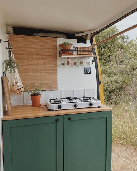 Campervan Kitchen Ideas, Toyota Hiace Campervan, Hiace Campervan, Hiace Camper, Small Camper Interior, Van Life Essentials, Campervan Kitchen, Caravan Living, Caddy Van