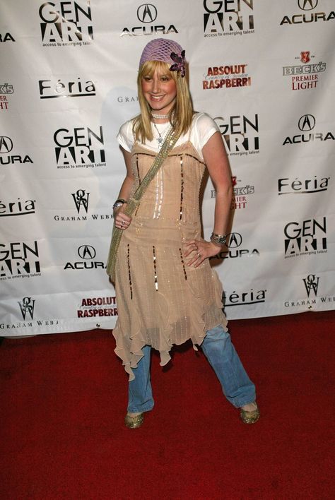 Tacky 2000s Fashion, 2000s Red Carpet Looks Disney, 2000s Fashion Dress Over Jeans, Y2k Outfits Red Carpet, 2000s Outfits Dress, Dresses Over Jeans 2000s, 2010s Nostalgia Aesthetic Fashion, Weird 2000s Fashion, Disney Channel Red Carpet 2000