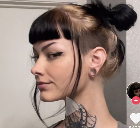 Side Undercut With Bangs, Shaved Side With Bangs, Bangs With Shaved Sides, Impulsive Haircut, Micro Bangs Goth, Shaved Sides With Bangs, Short Goth Haircuts, Gay Haircut, Long Hair Shaved Sides