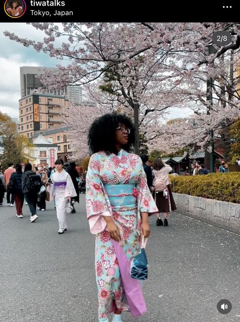 Kimono Black Woman, Japanese Aesthetic Clothes, Types Of Kimono, Kimono Outfit Ideas, Voodoo Woman, Kimono Outfit Japanese, Kimono And Yukata, Kawaii Kimono, Blasian Couples