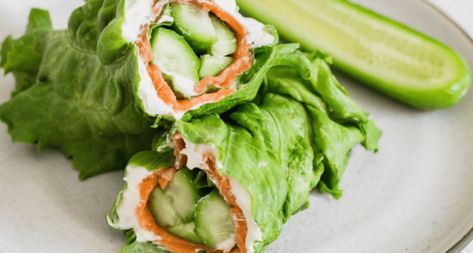 Smoked Salmon Lettuce Rollup Recipe - Keto-Friendly Snack Salmon Roll Ups, Salmon Lettuce Wraps, College Meal, Salmon Roll, Green Lettuce, Lettuce Wrap, Keto Snack, Sushi Roll, College Meals