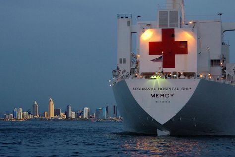 Navy Hospital Corpsman, Mercy Ships, Hospital Corpsman, Student Doctor, Navy Corpsman, Henry Lee, Usa Government, Medical Missions, Go Navy