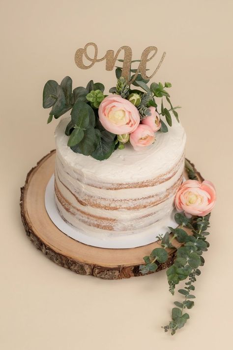 Boho cake 1st birthday , boho cakes Smash Cakes Girl 1st Birthday, First Birthday Smash Cake Girl, Rustic Smash Cake, Cake Smash Cake Ideas, Boho Smash Cake, Cakesmash Photoshoot, Boho Cakes, Baby Smash Cake, Boho Cake Smash