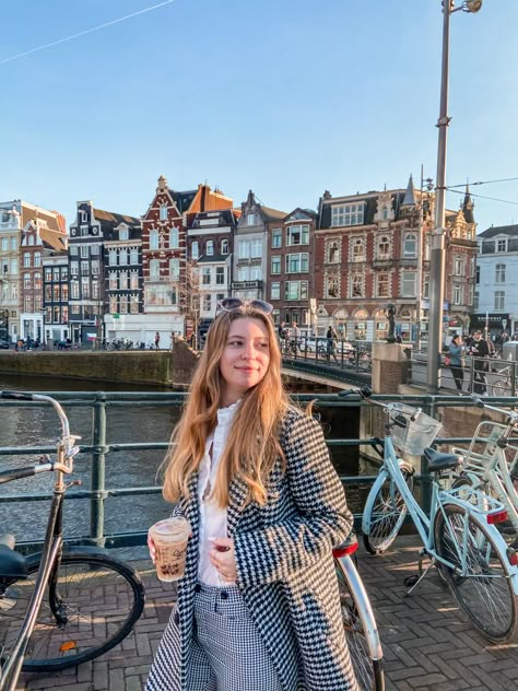 Girl in Amsterdam, Amsterdam city, Rokin Amsterdam Photoshoot, Summer In Amsterdam, Amsterdam Girls, Netherlands Trip, Amsterdam Pictures, Europe 2024, Girly Fits, Amsterdam Travel, Travel Photography Inspiration