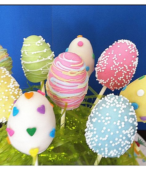 Egg Cake Pops, Easter Egg Cake Pops, Easter Cake Pops, Easter Egg Cake, Savory Cakes, Vanilla Bean Cakes, Buckwheat Cake, Egg Cake, Cake Pop Recipe