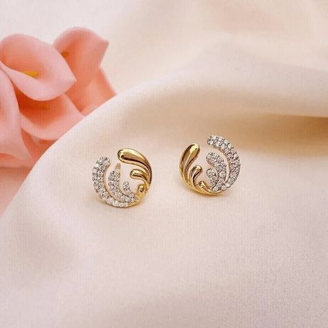 Stone Earrings Studs, Gold Jewelry Prom, Small Earrings Gold, Diamond Tops, Wedding Studs, Gold Earrings Models, Gold Earrings Wedding, Fancy Jewelry Necklace, Pretty Jewelry Necklaces