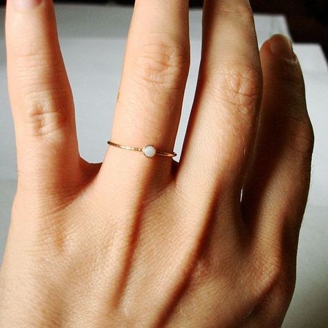 f4a4da9aa7eadfd23c7bdb7cf57b3112desc51460133ri Gold Rings Simple, Body Chains, Stack Ring, Kate Moss, Rings Simple, October Birth Stone, Dainty Jewelry, Opal Rings, Bling Bling