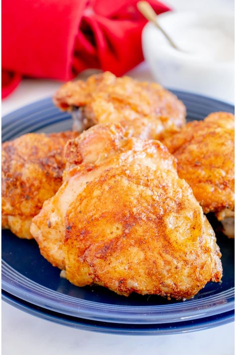 Chicken Thighs Crockpot Recipes, Crispy Oven Roasted Chicken, Chicken Thighs Crockpot, Breaded Chicken Thighs, Oven Fried Chicken Thighs, Chicken Thighs In Oven, Crispy Roasted Chicken, Oven Roasted Chicken Thighs, Oven Baked Chicken Legs