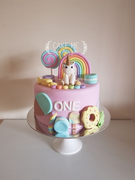 rainbow, unicorn candy land cake for a 1st birthday Unicorn Candyland Cake, Rainbow Lollipop Cake, Unicorn Candy Cake, Candyland Cake Ideas 1st Birthdays, Candyland Cakes, Candy Land Cake, Unicorn Candy, Candyland Cake, Rainbow Unicorn Cake