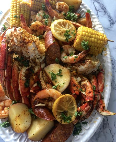 Oven Bag Crab Boil – The Glam Kitchen Seafood Boil Recipes Cajun, Crab Legs Boil, Crab Boil Recipe, Cajun Seafood Boil, Oven Bags, Seafood Boil Party, Oven Bag, Cajun Seafood, Seafood Boil Recipes