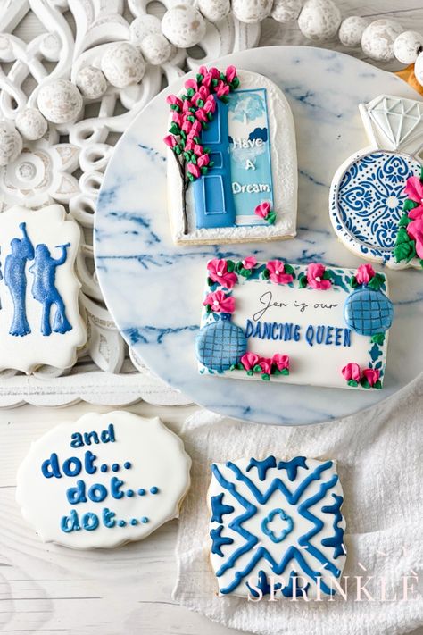 mamma mia inspired cookies Mamma Mia Kitchen Tea, Mamma Mia Cookies Decorated, Mamma Mia Desserts, Mama Mia Cookies, Mamma Mia Cookies, Sparkle Cupcakes, Bridal Cookies, Decorate Cookies, Drop Cookies