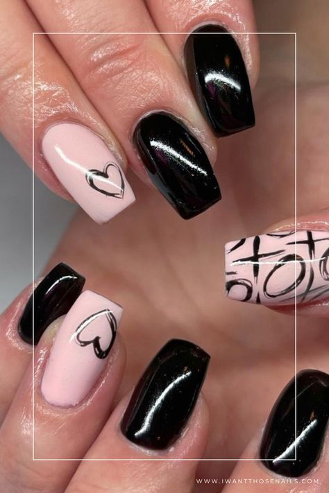 black valentines day nails xo Xo Nails, Nails Gray, Black Valentines, Valentines Nail Art Designs, Valentine Nail, Nails Dark, Red Valentine, Valentine Nail Art, February Nails