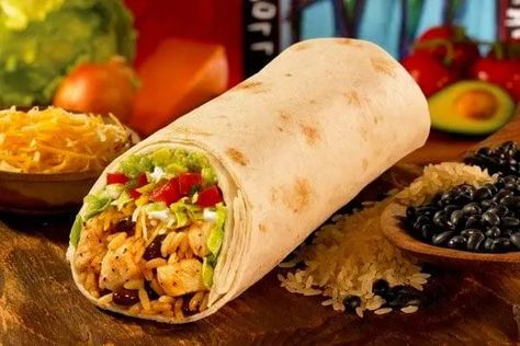 Moes Burrito, Cheap Fast Food, Healthy Fast Food Breakfast, Burrito Recipe Chicken, Fast Food Breakfast, Tacos Mexicanos, Firm Tofu, Whole Wheat Tortillas, Burritos Recipe