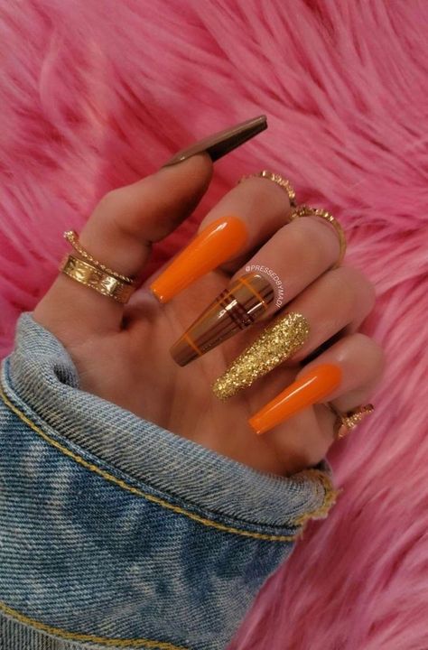 Thanksgiving Nails Color, Thanksgiving Nail Ideas, Fall Acrylic, Thanksgiving Nail Designs, Thanksgiving Nail, Fall Gel Nails, Pumpkin Nails, Plaid Nails, Fall Acrylic Nails