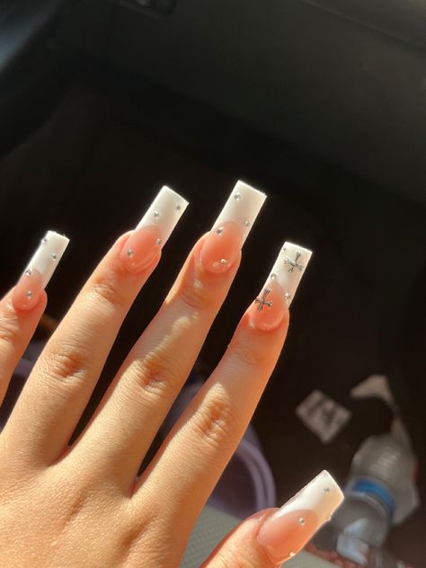 White Nails For Confirmation, Cross White Nails, White Confirmation Nails, White Cross Acrylic Nails, Confirmation Nail Ideas, Short Acrylic Nails With Cross, White Cross Nails, Pink Nails With Cross, Pink Acrylic Nails With Cross