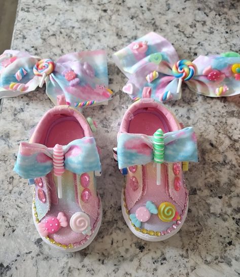 Candy Shoes Diy, Candy Shoes Heels, Candyland Birthday Party Dress, Candy Land Birthday Shoes, Candy Hair Bows, Candy Shoes, Candies Shoes, Ice Cream Party, Baby Design