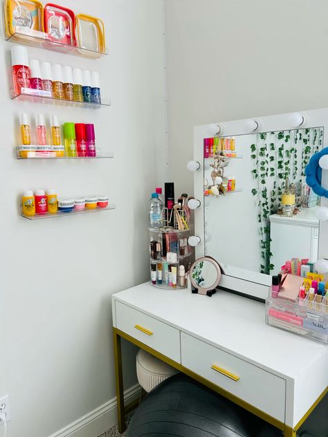 #vanity #soldejanerio #roominspo #makeup Room Inspo, Vanity, Make Up, Makeup, Pins, Dressing Table