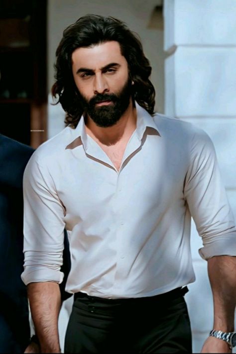 Animal Ranbir Kapoor, Ranveer Kapoor, Doraemon Comics, Snap Video, Baby Ganesha, Men's Long Hairstyles, Movie Pic, Men Fashion Casual Shirts, Boys Life