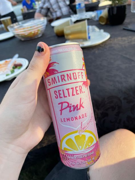 Pink Lemonade Vodka, Pretty Alcoholic Drinks, Dr Wardrobe, Drink Cooler, Premium Vodka, Alcohol Aesthetic, Fame Dr, Beverage Cooler, Pink Vibes