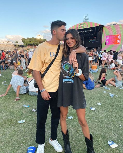 Ashton Wood on Instagram: “having a blast 💘💘” Coachella Couple Outfits, Couple Festival Outfits, Ashton Wood, Festival Inspo, Vision Board Goals, Summer Lookbook, Maybe One Day, Summer Instagram, Couple Outfits