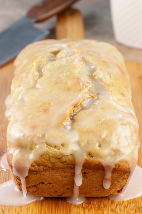 Keto Bread! BEST Low Carb Keto Apple Fritte Loaf Bread Idea – Quick & Easy Ketogenic Diet Recipe – Yeast Free - Yeastless – Snacks – Desserts – Breakfast Keto Apple Breakfast Recipes, Keto Applesauce Bread, Keto Dutch Apple Bread, Keto Recipes With Apples, Keto Apple Recipes Easy, Keto Quick Breads, Low Carb Apple Bread, Apple Recipes Keto, Keto Quick Bread Recipes