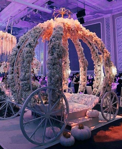 Cinderella carriage entrance ♥️💍 #dawatpk #entranceidea #weddingentrance #cinderella #floraldecor Cinderella Quinceanera Themes, Cinderella Quinceanera, Sweet 15 Party Ideas, Cinderella Theme, Debut Ideas, Bride Entry, Wedding Carriage, Quince Decorations, Quinceanera Decorations