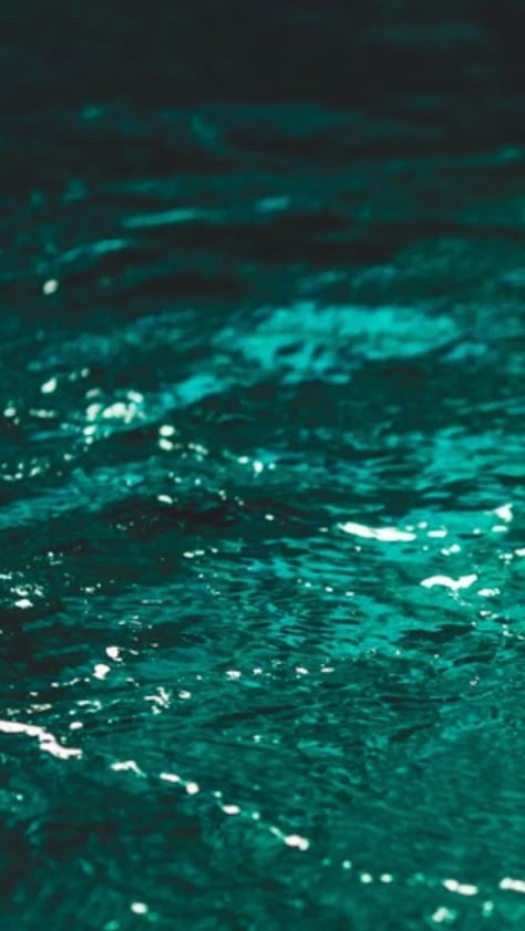 backgrounds Ocean Bay Color Aesthetic, Dark Turquoise Aesthetic, Dark Teal Aesthetic, Blue Green Aesthetic, Turquoise Aesthetic, Color Personality, Dark Green Aesthetic, Teal Wallpaper, Slytherin Aesthetic