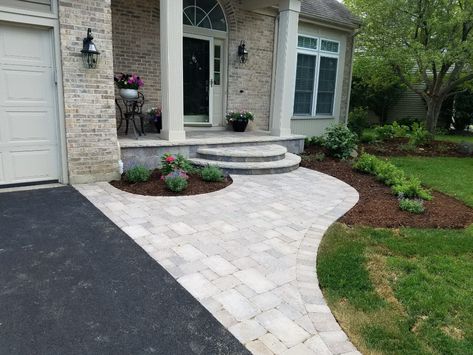 Landscape Pavers Ideas, Driveway Columns, Pavers Ideas, Pavers Walkway, Cottage Style Garden, Paver Ideas, Stone Pathways, Stone Walkways, Brick Driveway