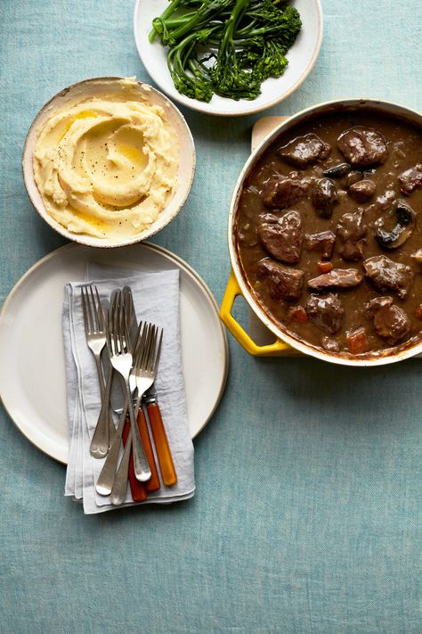 Mary Berry’s Sunday Best Minted Lamb Easter Lamb Dinner, Lamb Dinner Recipes, Lamb Casserole Recipes, Mary Berry Cooks, Lamb Casserole, Lamb Dinner, Mary Berry Recipe, Weekend Food, Lamb Recipe