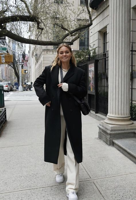 Smart Casual Event Outfit, Black Pea Coat Outfit, Black Peacoat Outfit, Peacoat Outfit, Black Coat Outfit, Black Peacoat, Woman's Fashion, Fashion Top, Mode Inspo