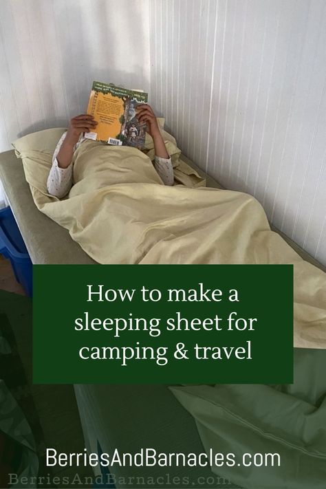 Child in a travel sheet. Sleeping Bag Liner Diy, Twin Bed Couch, Caravan Bunks, Bunk Bed Sheets, Diy Sleeping Bag, Pillow Hacks, Diy Duvet, Diy Bed Sheets, Sleeping Bag Pattern