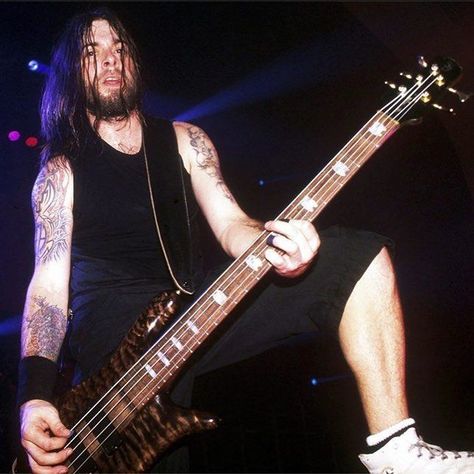 Rex Brown, Pantera Metallica Black Album, Rex Brown, Writing Songs Inspiration, Pantera Band, Metallica Black, Phil Anselmo, Writing Songs, Bass Guitarist, Bass Players