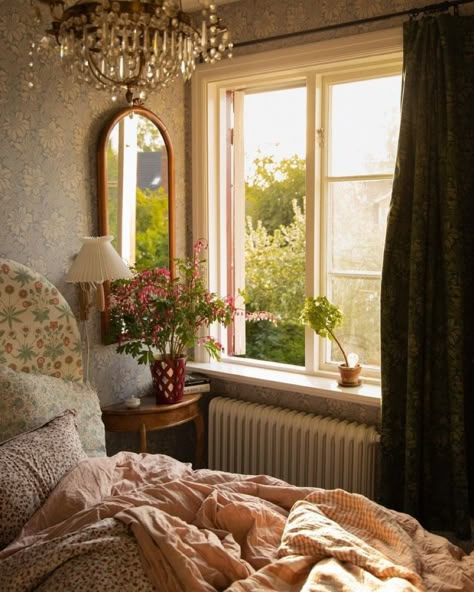 Cottage Countryside, French Cottage, Dream Room Inspiration, House Room, Light Academia, Pretty House, Dream Rooms, Dream House Decor, My New Room