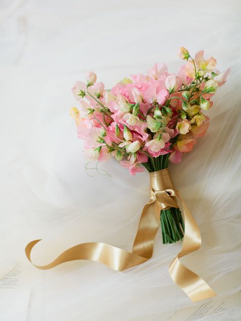 sweet pea bouquet Sweet Pea Flower Bouquet, Sweet Pea Bouquet Wedding, Sweat Pea Flower Bouquets, Sweetpea Bouquet, Sweetpea Bouquet Wedding, Wedding Bouquets Sweet Peas, Sweet Pea Bouquet, Sweet Pea Flowers, Wedding Consultant