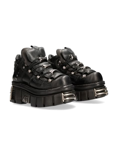 https://www.newrock.com/en/metallic-m-106-s112 New Rocks, New Rock Boots, Urban Shoes, Rock Boots, Dr Shoes, Style Gothic, New Rock, Estilo Punk, Style Punk