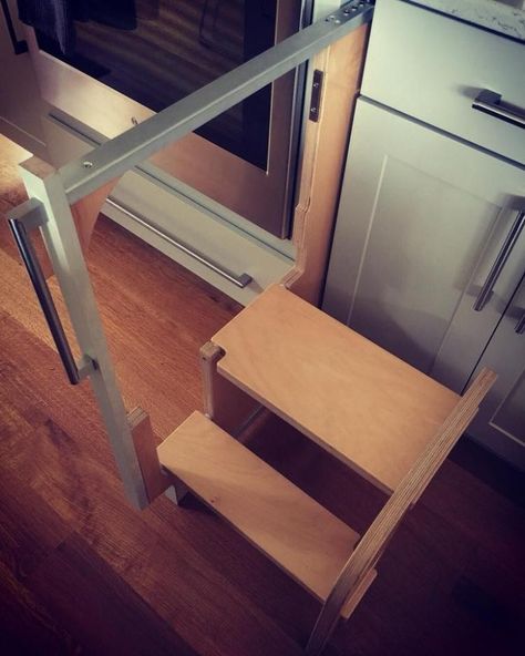 Cabinet Stairs, Booth Seat, Hidden Cabinet, Kitchen Ladder, Stool Kitchen, Kitchen Step Stool, Diy Kitchen Backsplash, Storage Bench Seating, Folding Step Stool