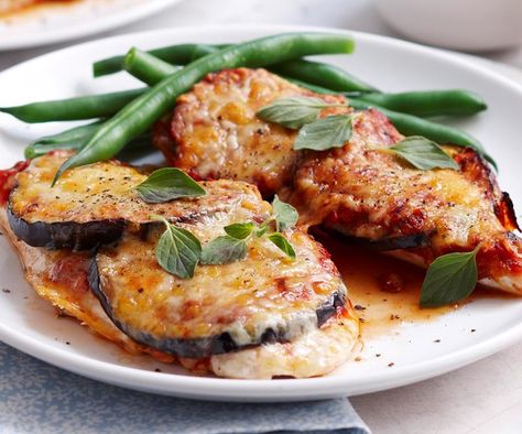 Chicken and eggplant parmigiana Eggplant Parm Recipe, Chicken And Eggplant, Marinating Chicken, Chicken Parmigiana Recipe, Parmigiana Recipe, Chicken Eggplant, Eggplant Parmesan Recipe, Eggplant Parmigiana, Eggplant Recipes Parmesan