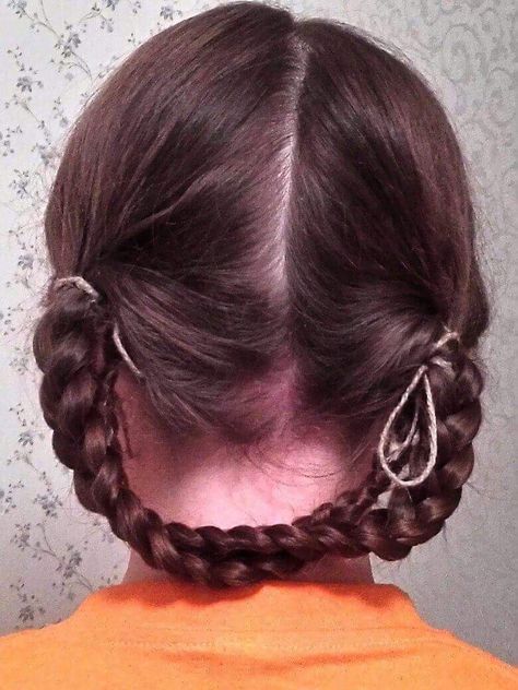 Hairstyle for russian impression Russian Hairstyles Women, Russian Braids Hair, Folk Hairstyle, Russian Braids, Russian Hairstyles, Care Haircut, Historical Hairstyles, Russian Hair, 1940s Hairstyles