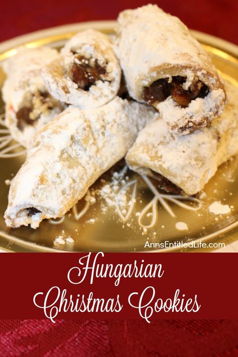 Hungarian Christmas, Hungarian Cookies, Christmas Cookies Recipe, Hungarian Desserts, Hungarian Cuisine, Hungarian Recipes, Egg Yolks, Simply Delicious, European Food