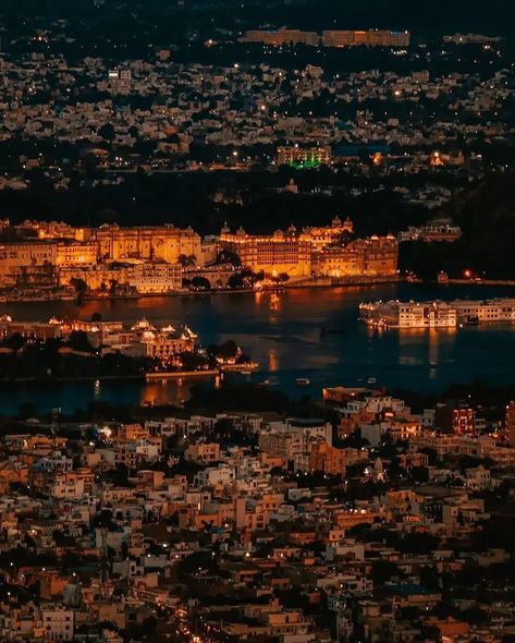 A Country of Paradox and stark contrasts this is Street smart India City Palace Udaipur, India Street, Udaipur India, Royal City, Street Smart, Travel Checklist, City Photography, Udaipur, City Aesthetic