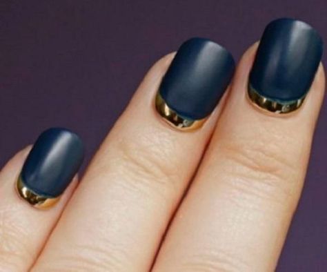 Navy Blue Outfits Upside Down French Reverse French Manicure, Moon Manicure, Crazy Nail Art, Nagellack Trends, Moon Nails, Her Nails, Crazy Nails, Nailed It, Nail Arts