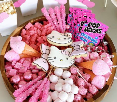 #charcuterie #candyboard #hellokittyparty #hellokittyfood #candybar #candy Hello Kitty Sweet Table, Hello Kitty Snack Table, Hello Kitty Food Ideas Diy, Hello Kitty Spa Party Birthday, Game Ideas For 1st Birthday Party, Sanrio Sweet 16, Hello Kitty Birthday Party Food, Kuromi Party Favors, Hello Kitty Sleepover Party