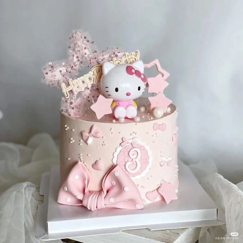 Hello Kitty First Birthday Cake, Kue Ultah Hello Kitty, Hello Kity Cakes, Hello Kitty Bday Cake, Hello Kitty Birthday Party Ideas Cake, Hello Kitty Theme Cake, Hello Kitty Cake Ideas, Birthday Cake Hello Kitty, Hello Kitty Cake Design